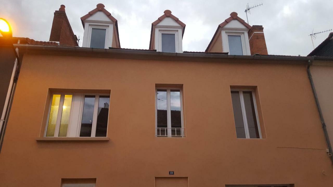Vichy Apartment Bagian luar foto